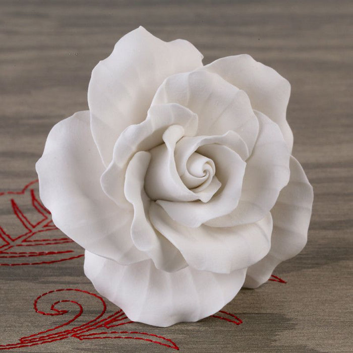 White English Gumpaste Roses handmade sugar cake decorations and cake toppers perfect for cake decorating rolled fondant wedding cakes and fondant birthday cakes.  Wholesale sugar flowers and cake supply. Caljava