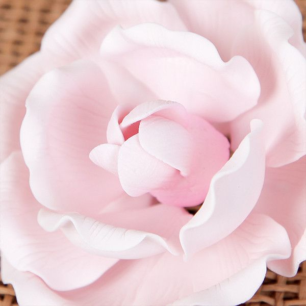 Medium Pink Full Bloom Gum paste rose cake topper and cake decoration perfect for cake decorating a rolled fondant wedding cake or rolled fondant birthday cake.  Wholesale cake decoration supplies.