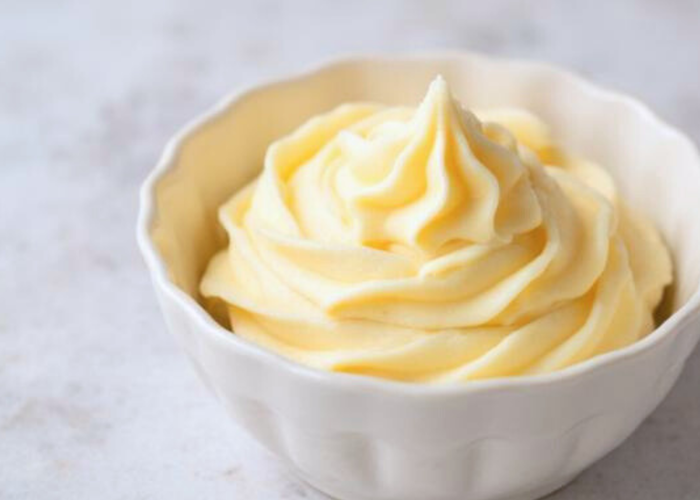 Easy Luxurious French Buttercream Recipe