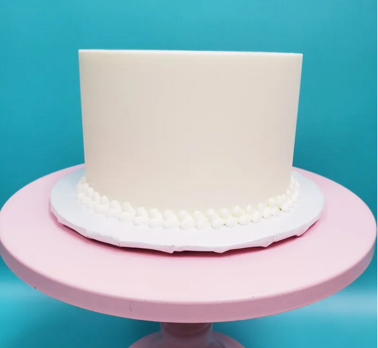 Create smooth, textured, and patterned finishes effortlessly with our durable Cake Icing Scraper Comb. Perfect for buttercream, fondant, and frosting, this versatile cake decorating tool is ideal for bakers of all skill levels, ensuring professional, clean results on every cake. Buttercream Icing Cake Decorating Tool from Caljava.