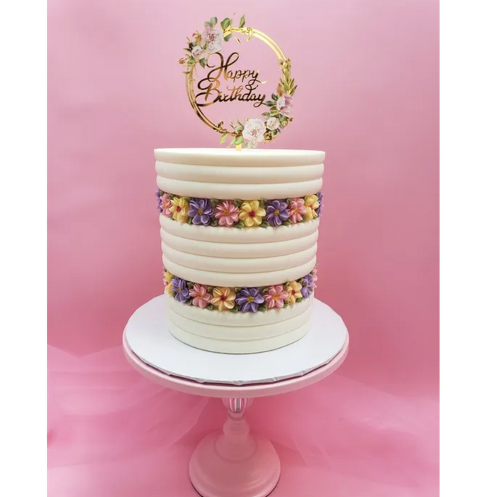 Discover our durable stripe cake icing comb scraper, perfect for cake decorating. Create smooth, textured, and patterned finishes on buttercream, fondant, and frosting. Ideal for bakers of all skill levels! Caljava