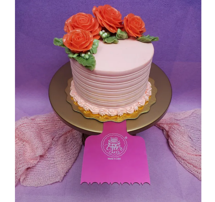 Discover our durable stripe cake icing comb scraper, perfect for cake decorating. Create smooth, textured, and patterned finishes on buttercream, fondant, and frosting. Ideal for bakers of all skill levels! Caljava