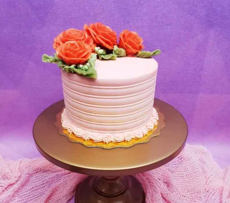Discover our durable stripe cake icing comb scraper, perfect for cake decorating. Create smooth, textured, and patterned finishes on buttercream, fondant, and frosting. Ideal for bakers of all skill levels! Caljava