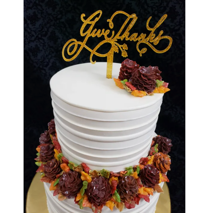 Discover our durable stripe cake icing comb scraper, perfect for cake decorating. Create smooth, textured, and patterned finishes on buttercream, fondant, and frosting. Ideal for bakers of all skill levels! Caljava