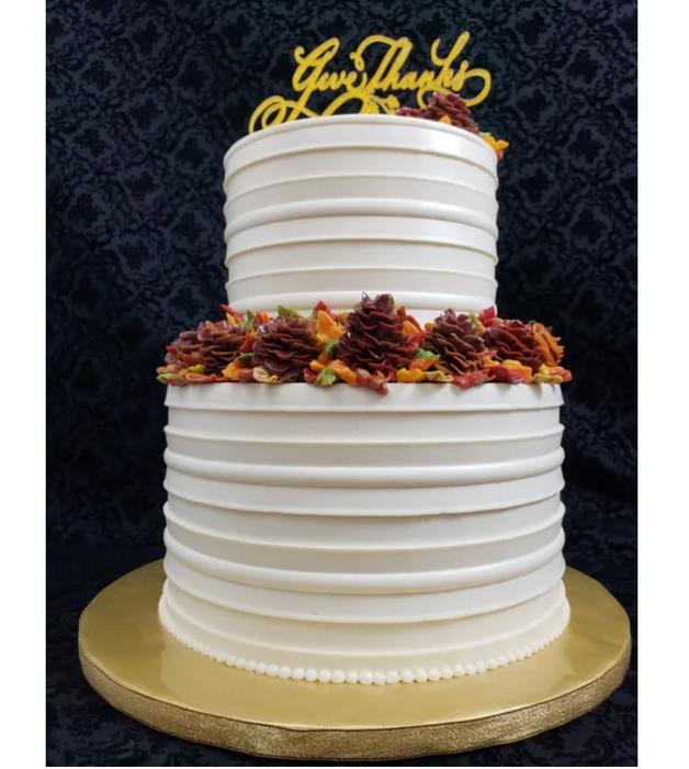 Discover our durable stripe cake icing comb scraper, perfect for cake decorating. Create smooth, textured, and patterned finishes on buttercream, fondant, and frosting. Ideal for bakers of all skill levels! Caljava