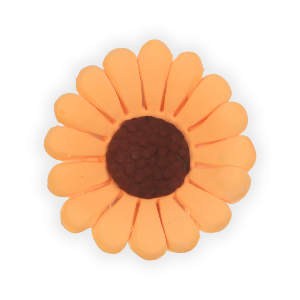 Unwired sunflower blossoms handmade from gum paste for cake decorating by Caljava
