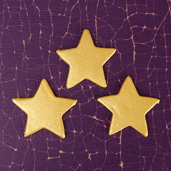 Edible Fondant Gold Star CupCake Toppers perfect for christmas cakes & cupcakes.