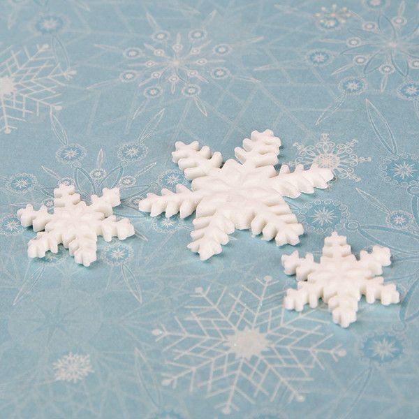 Edible Fondant Snowflakes CupCake Toppers perfect for christmas cakes & cupcakes.
