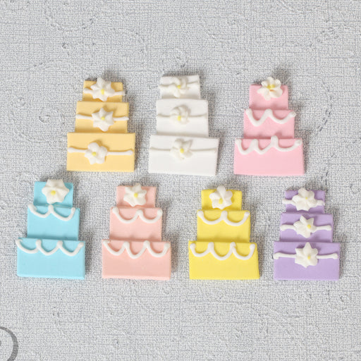 Wedding Cake Edible Cupcake Toppers great for decorating your own wedding cupcakes and cakes. Ready to use edible cake decoration.