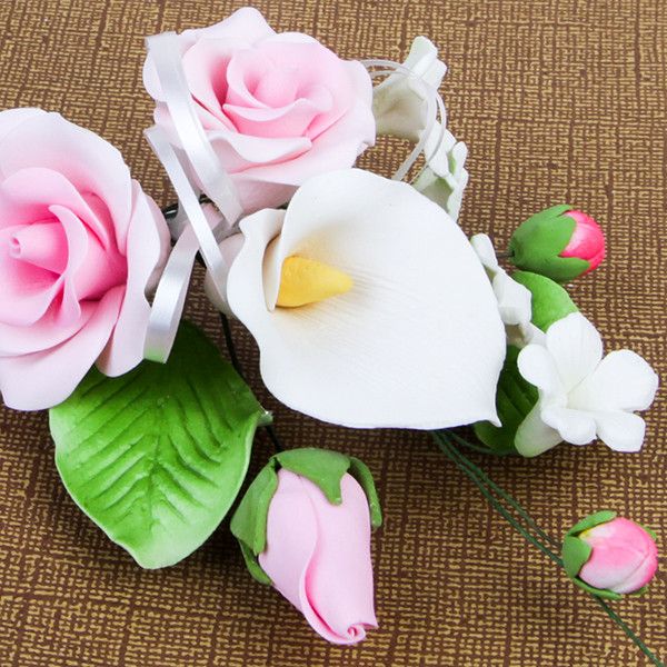 Medium Tea Rose & Calla Lily Sprays in Pink are gumpaste sugarflower cake decorations perfect as cake toppers for cake decorating fondant cakes and wedding cakes. Caljava wholesale cake supply. | CaljavaOnline.com