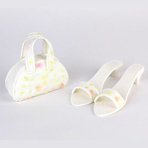 Fondant Shoes & Purse cake topper perfect for cake decorating fondant cakes and princess cakes.  Readymade edible cake topper.