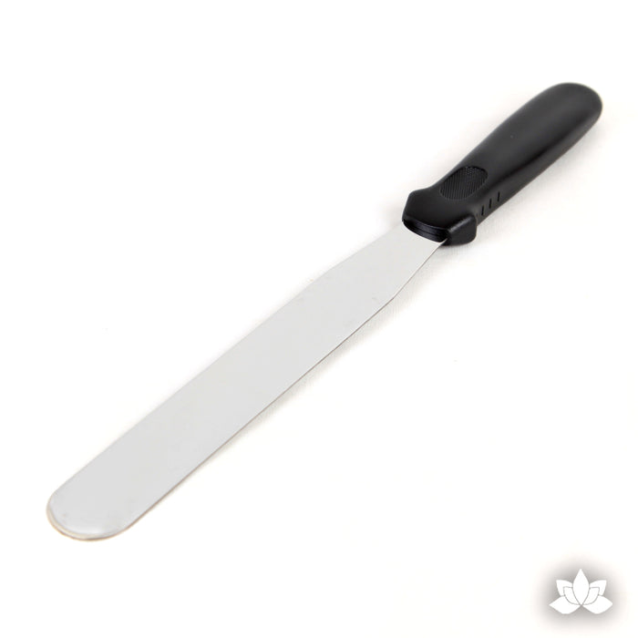 Icing Spatula 8" Stainless steel spatula used for cake decorating and spreading the icing on your cake.  A cake decorator's must have in the bakery or kitchen.