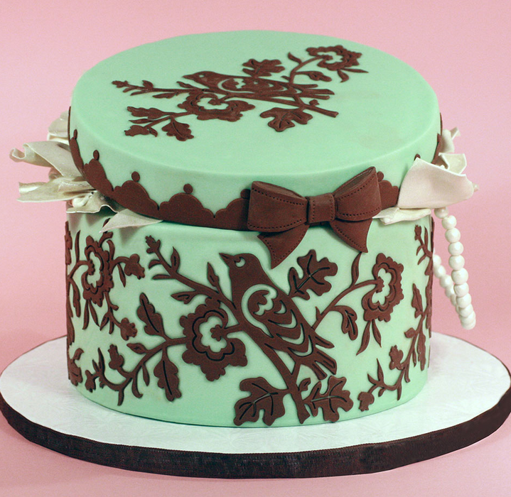 CHANEL BIRTHDAY CAKE