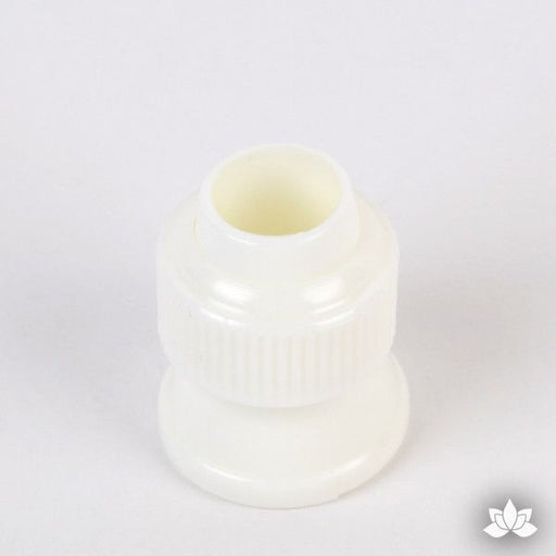 Small Coupler for interchanging piping tips on your piping bag. Great for cake decorating with buttercream or whipped cream. Caljava