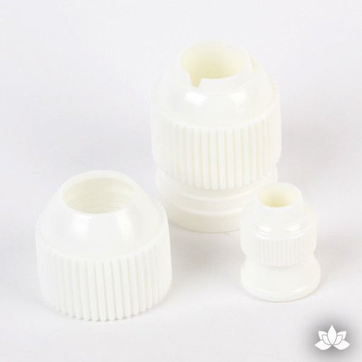 Plastic Coupler for interchanging piping tips on your piping bag. Great for cake decorating with buttercream or whipped cream. Caljava