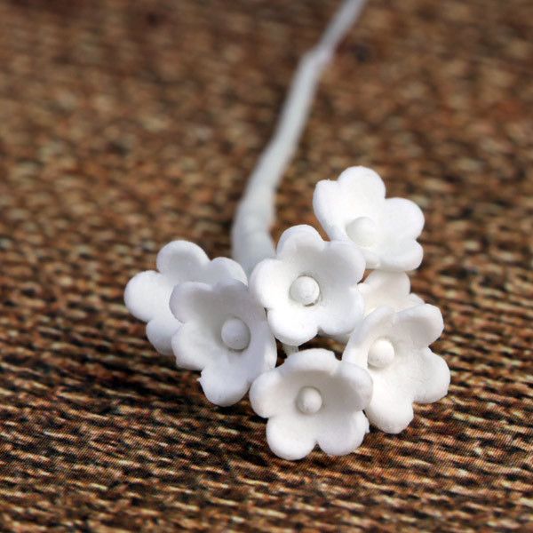 White Flower Necklace Wedding Flower Necklace Blossom 